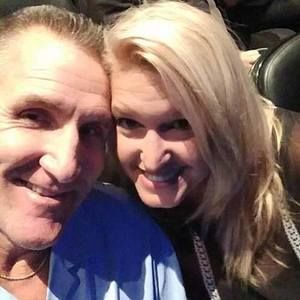 Meet your Posher, Carrie